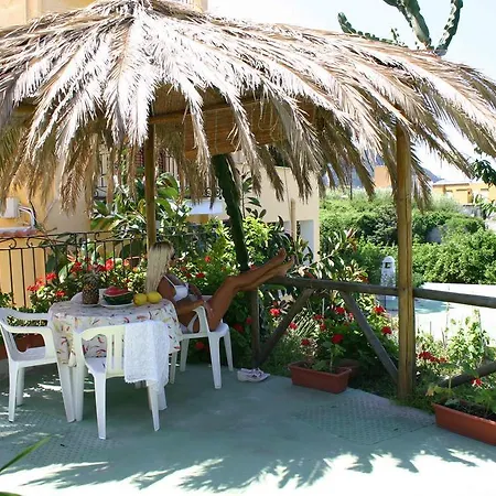 Apart-hotel Marinu