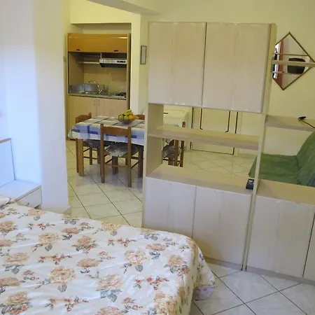 Marinu Aparthotel 3*