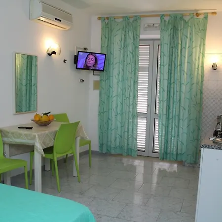 Aparthotel Marinu Forio (Isola d'Ischia)