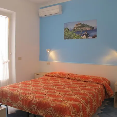 Marinu Forio (Isola d'Ischia)
