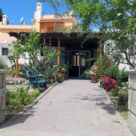 Marinu Aparthotel Forio (Isola d'Ischia)