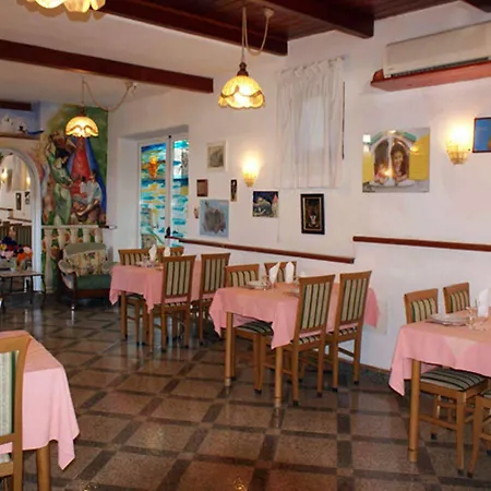 Marinu Aparthotel