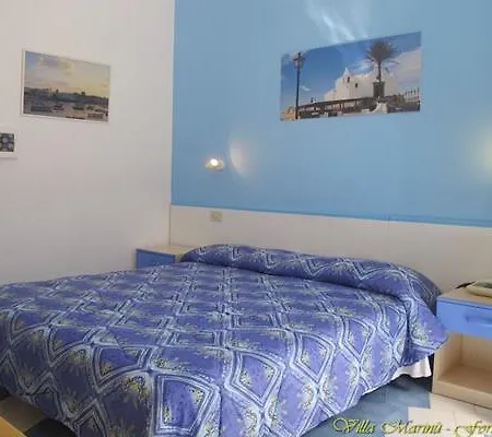 アパートホテル Marinu Forio di Ischia