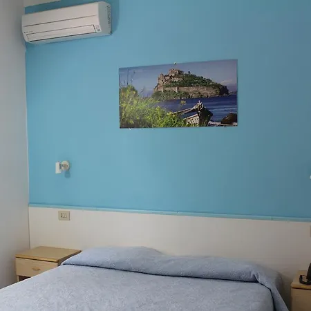 Marinu Lägenhetshotell 3*